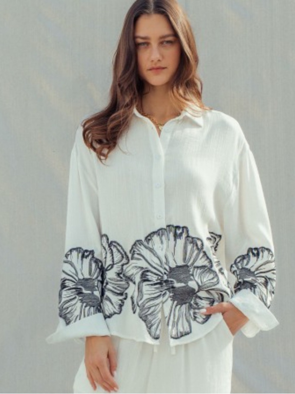 1489 • White/Black Rayon Blend Woven Botanical Sketch Embroidery Blouse